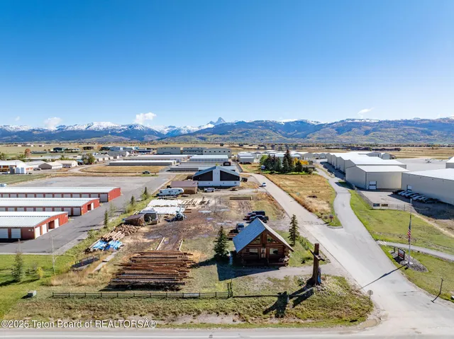 $1,850,000 | 1221 North Highway 33, Driggs, ID 83422