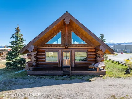 $1,850,000 | 1221 North Highway 33, Driggs, ID 83422