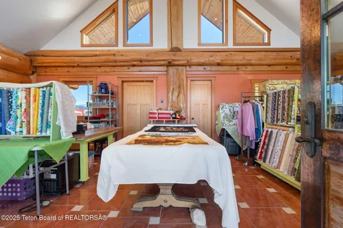 $1,850,000 | 1221 North Highway 33, Driggs, ID 83422