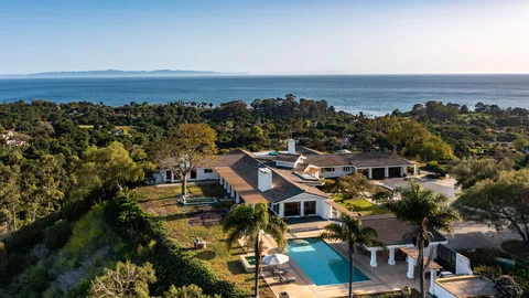 an aerial view of multiple house