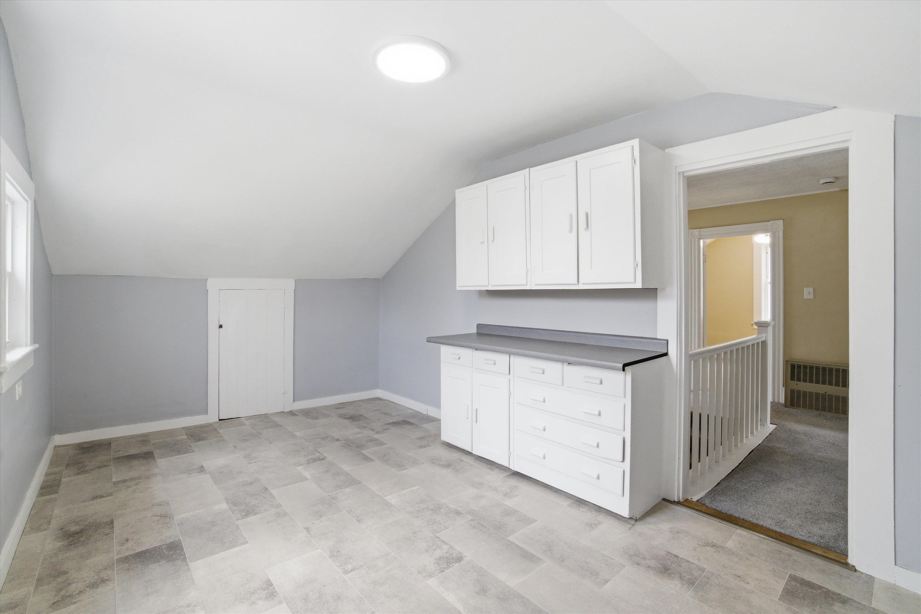 41 Dewey Street Manchester, NH 03103 - Photo 27 of 42