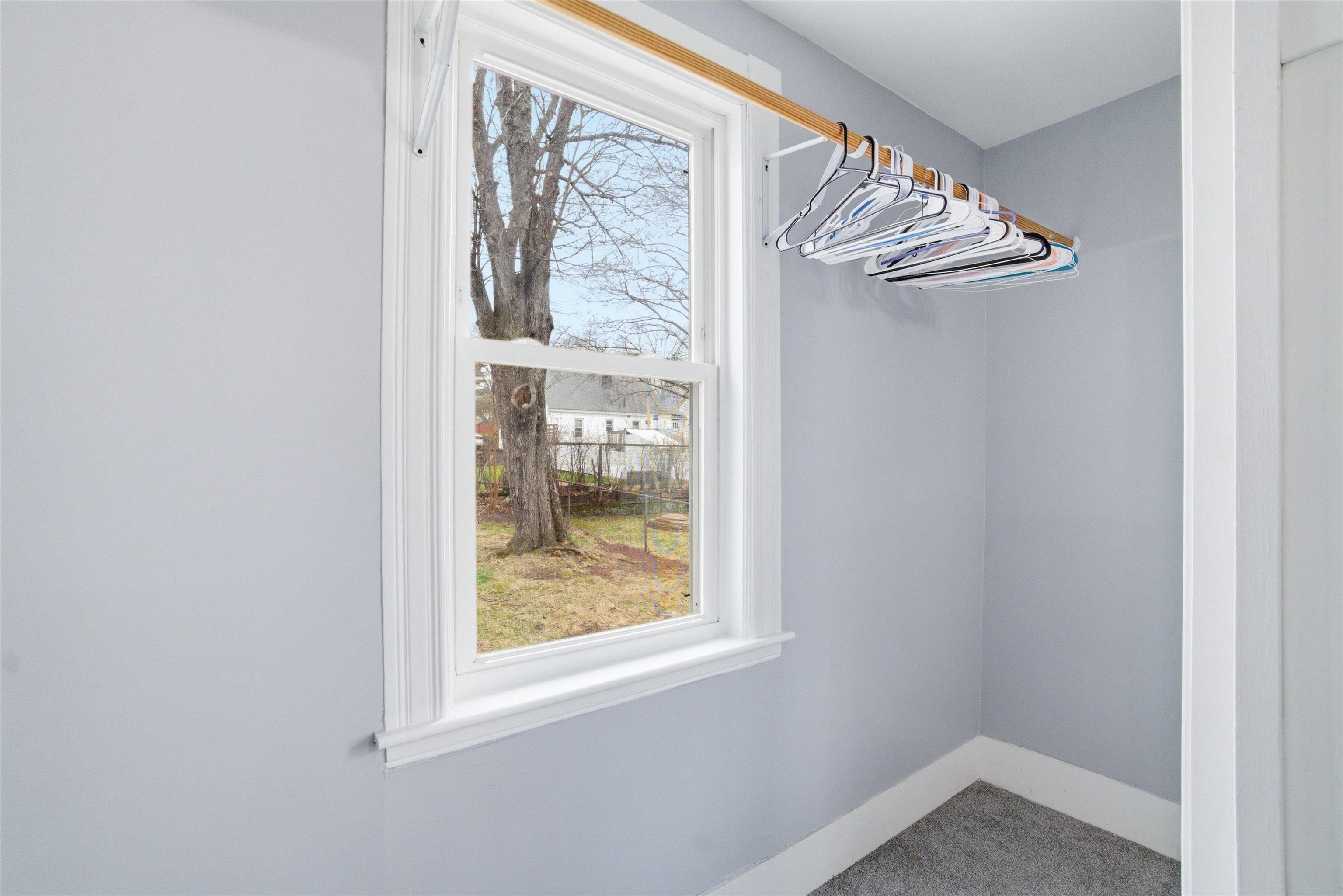 41 Dewey Street Manchester, NH 03103 - Photo 36 of 42