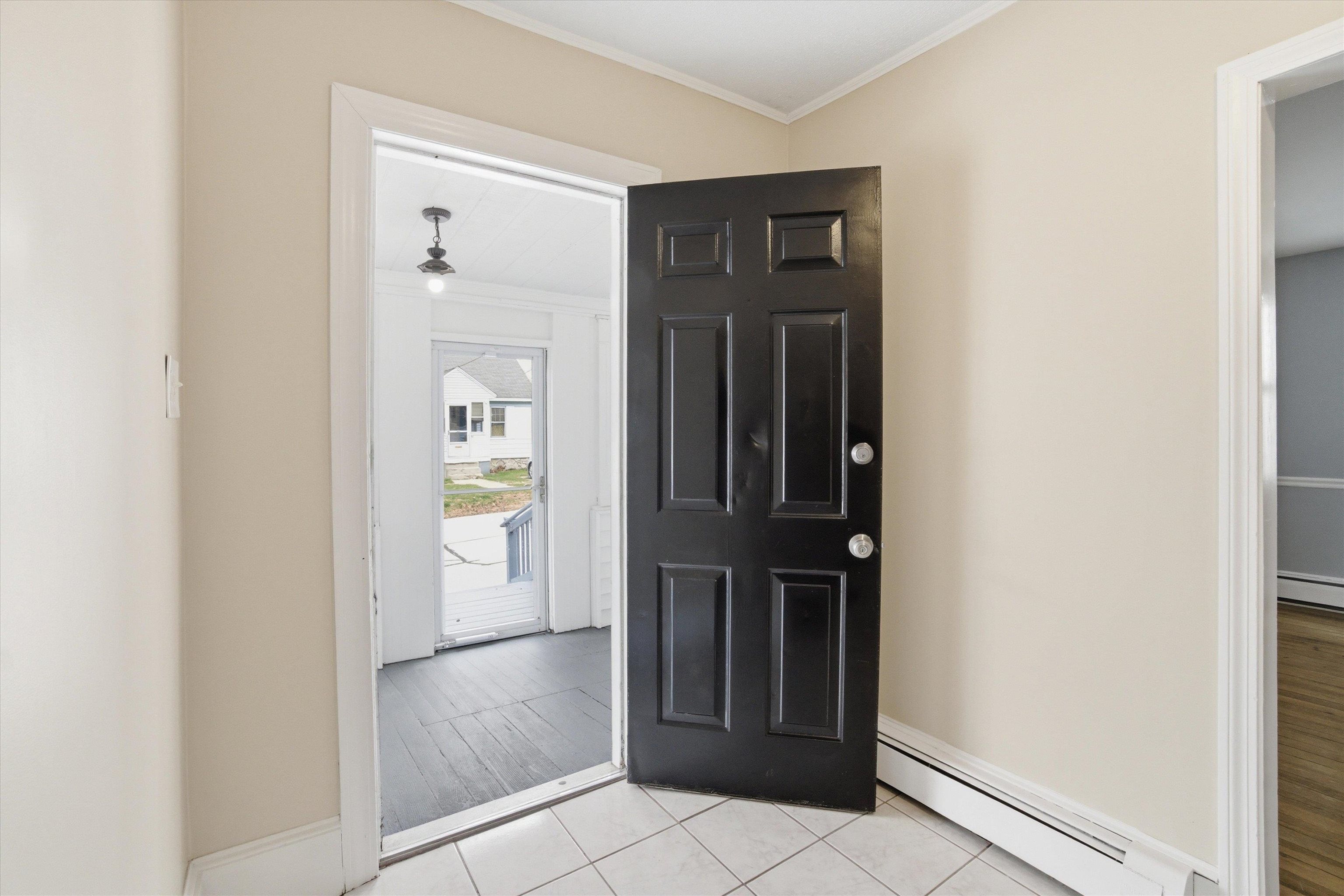 41 Dewey Street Manchester, NH 03103 - Photo 10 of 42