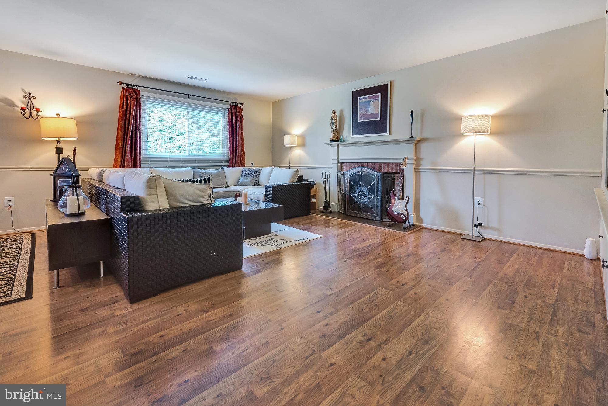 17310 Fletchall Road Poolesville, MD 20837 - Photo 13 of 30 This space can do everything for you!