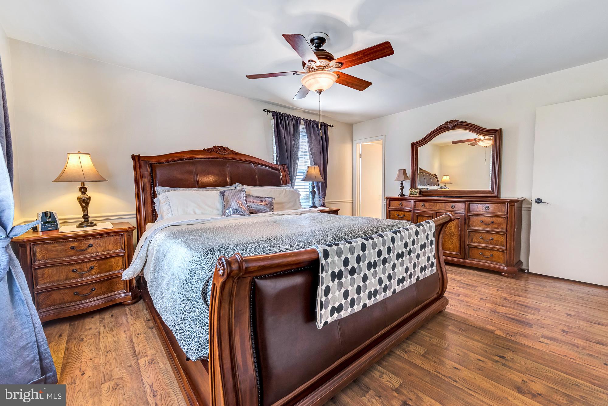 17310 Fletchall Road Poolesville, MD 20837 - Photo 23 of 30 ....and room for two dressers!