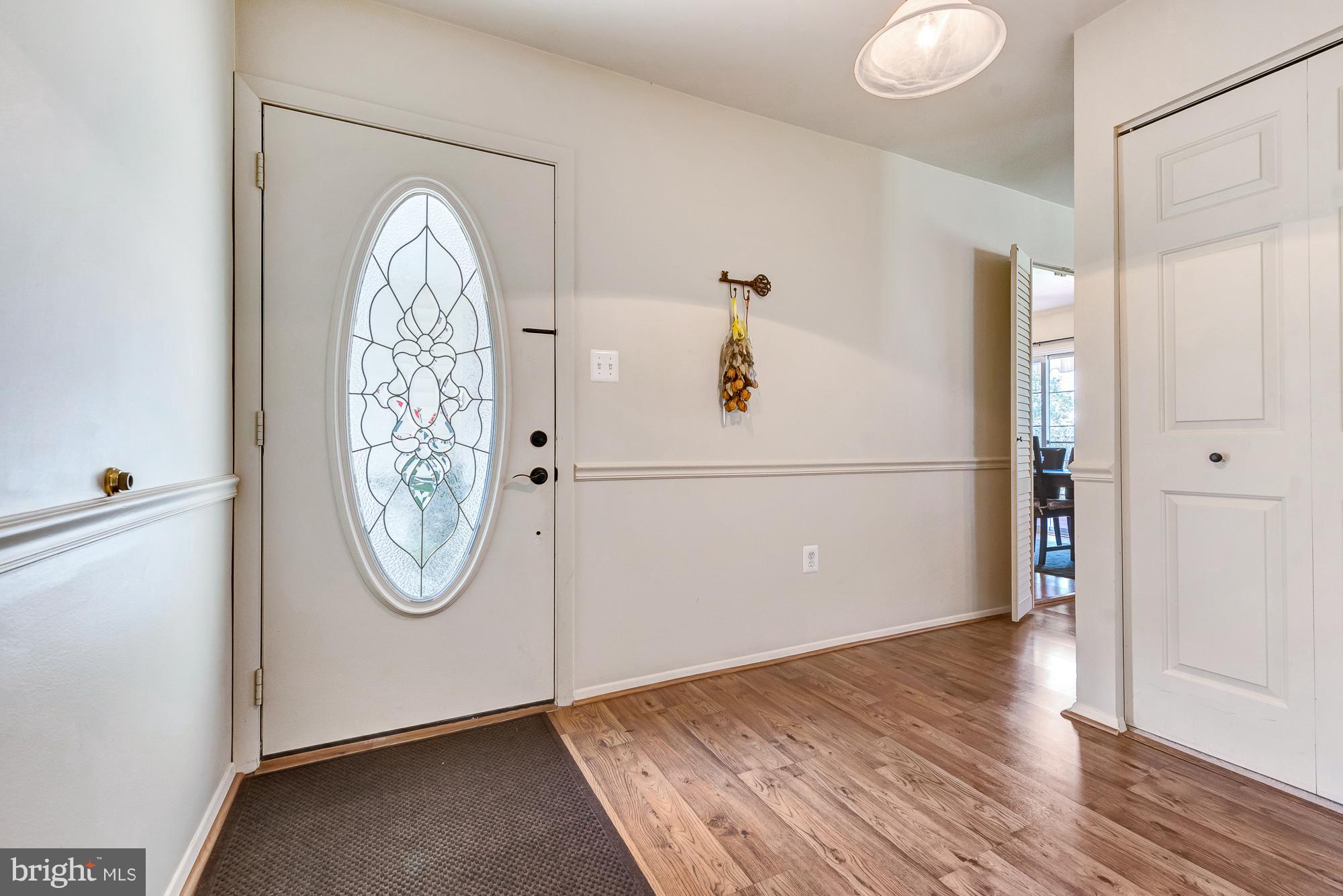 17310 Fletchall Road Poolesville, MD 20837 - Photo 9 of 30 Perfect foyer to greet visitors