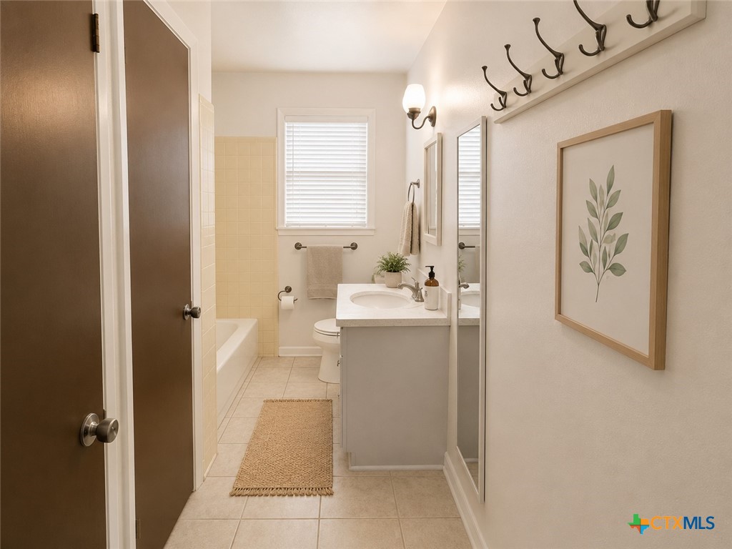 511 East Milam Street Luling, TX 78648 - Photo 8 of 12
