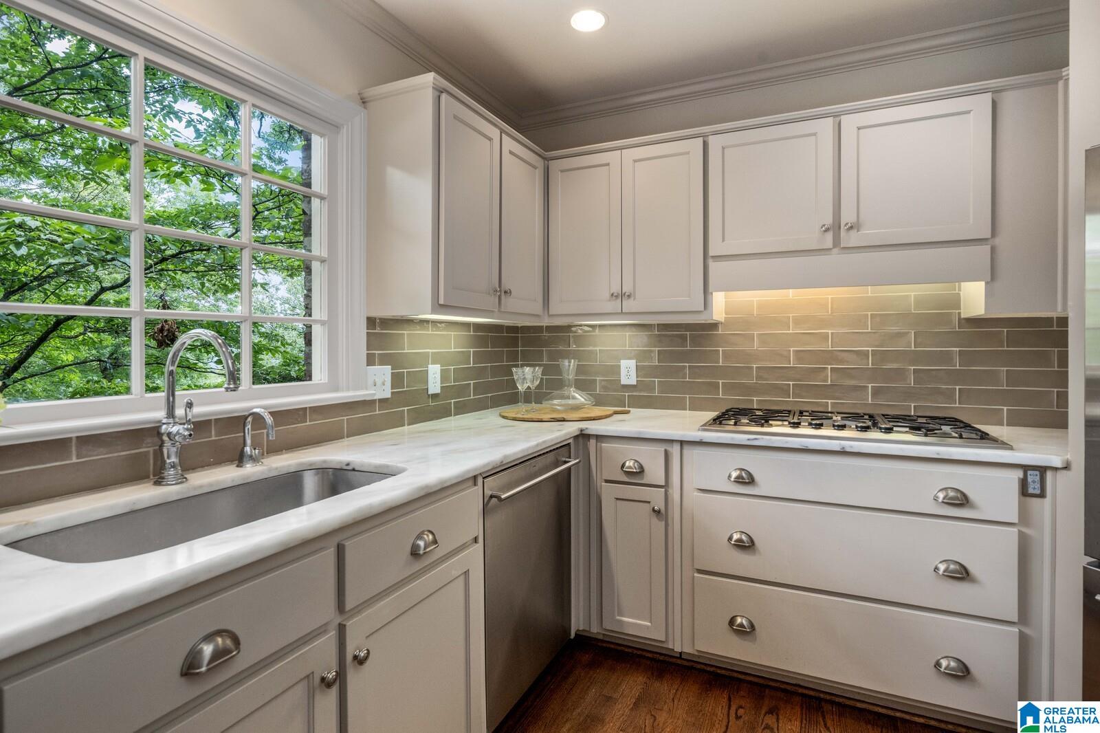 3664 Rockhill Road Birmingham, AL 35223 - Photo 14 of 66