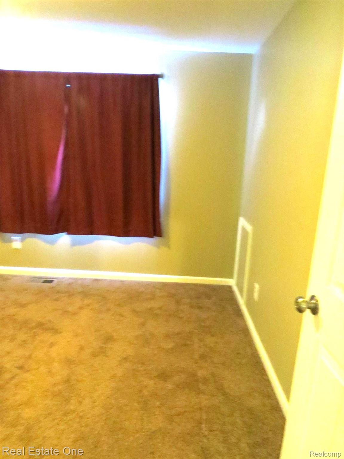 15404 Colbert Street Romulus, MI 48174 - Photo 21 of 36 Gallery Image 21