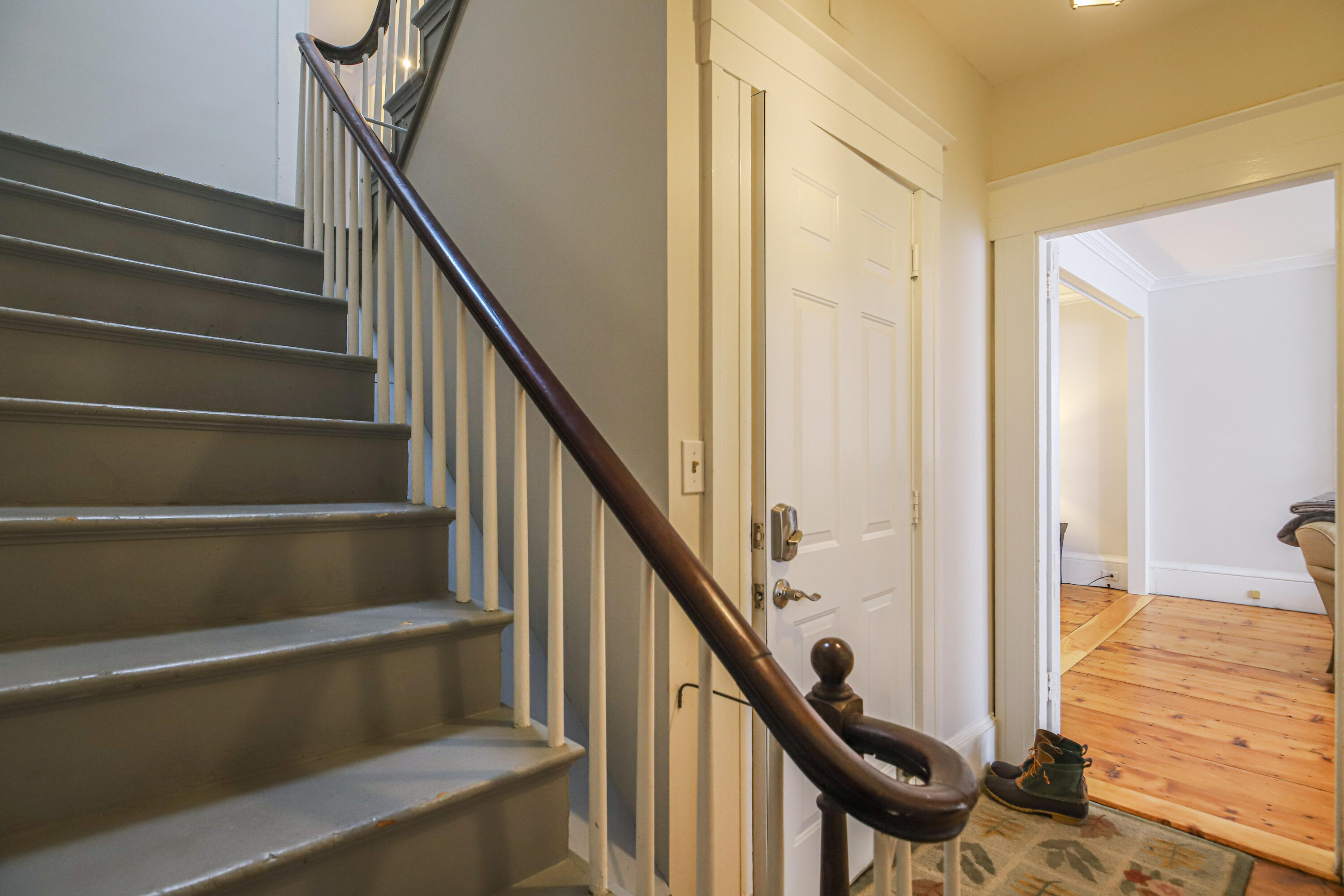 139 Spring Street Portland, ME 04101 - Photo 50 of 110 139 Spring St #3 Portland - 12Hall