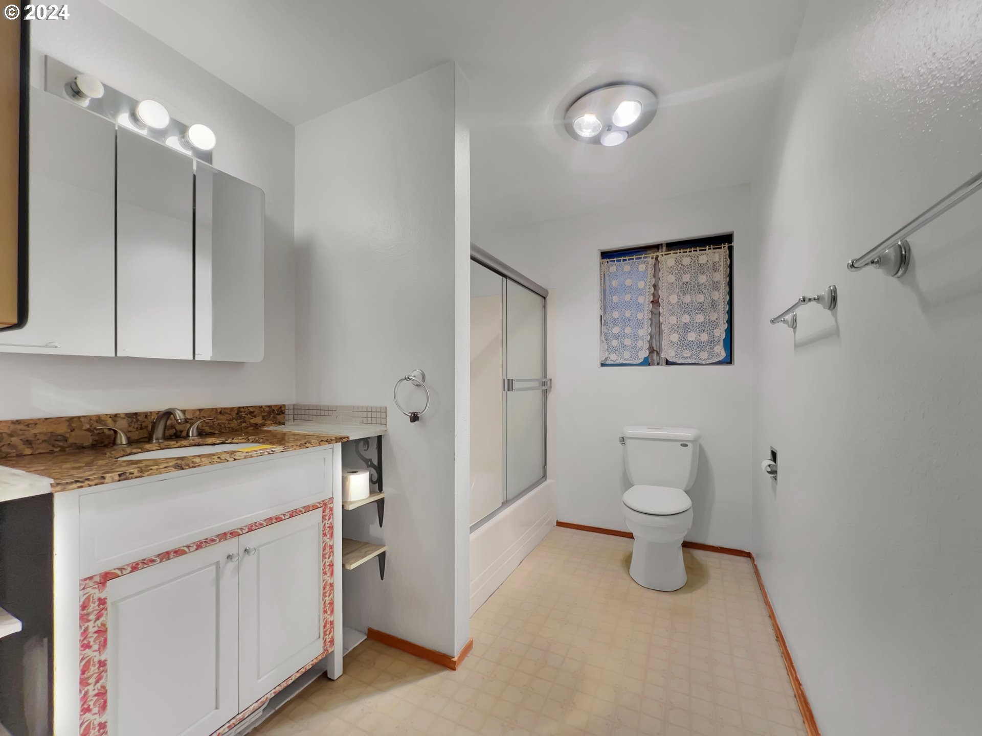 57205 Gladewood Road Coquille, OR 97423 - Photo 13 of 27 Gallery Image 13