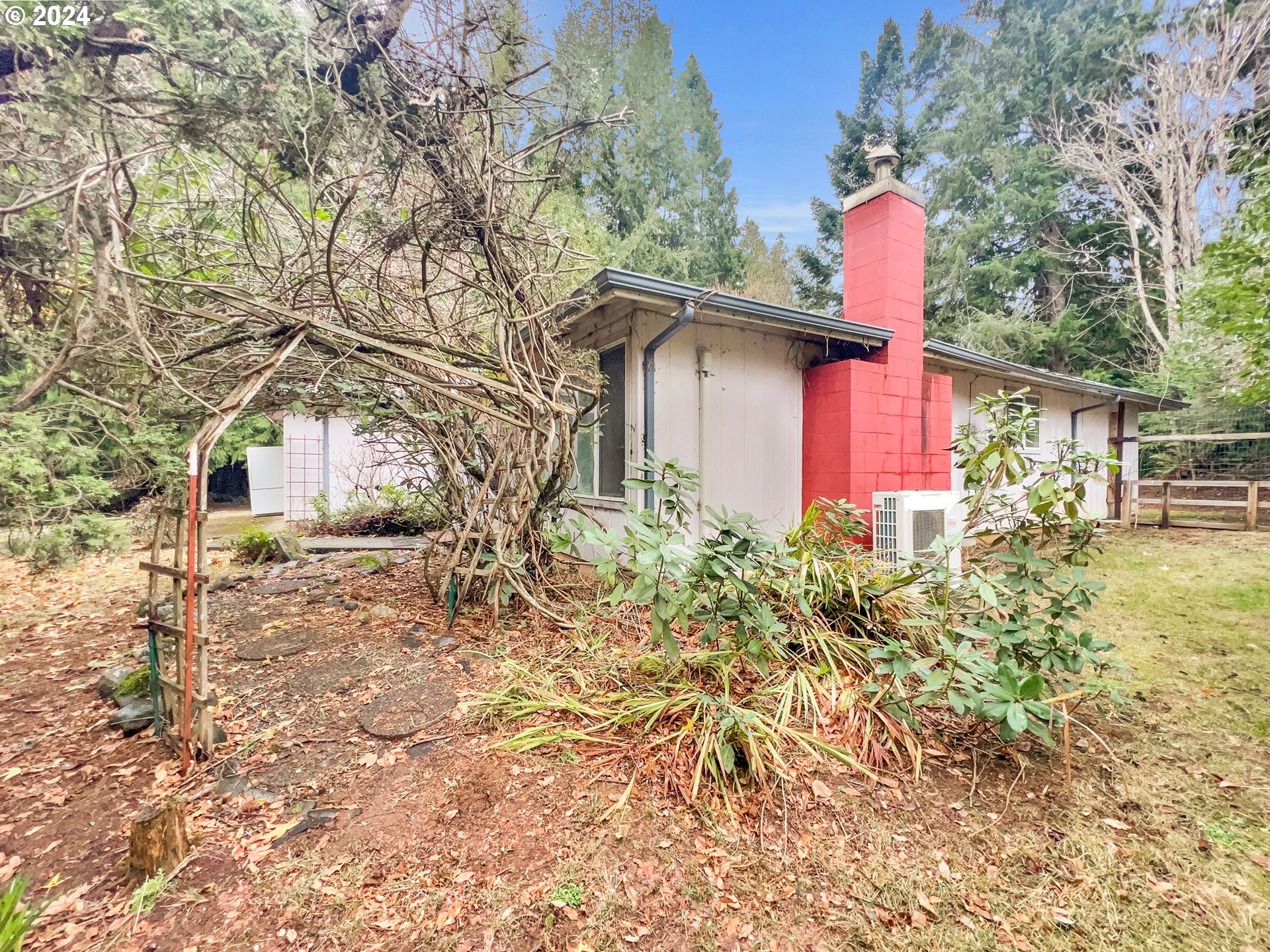 57205 Gladewood Road Coquille, OR 97423 - Photo 21 of 27 Gallery Image 21