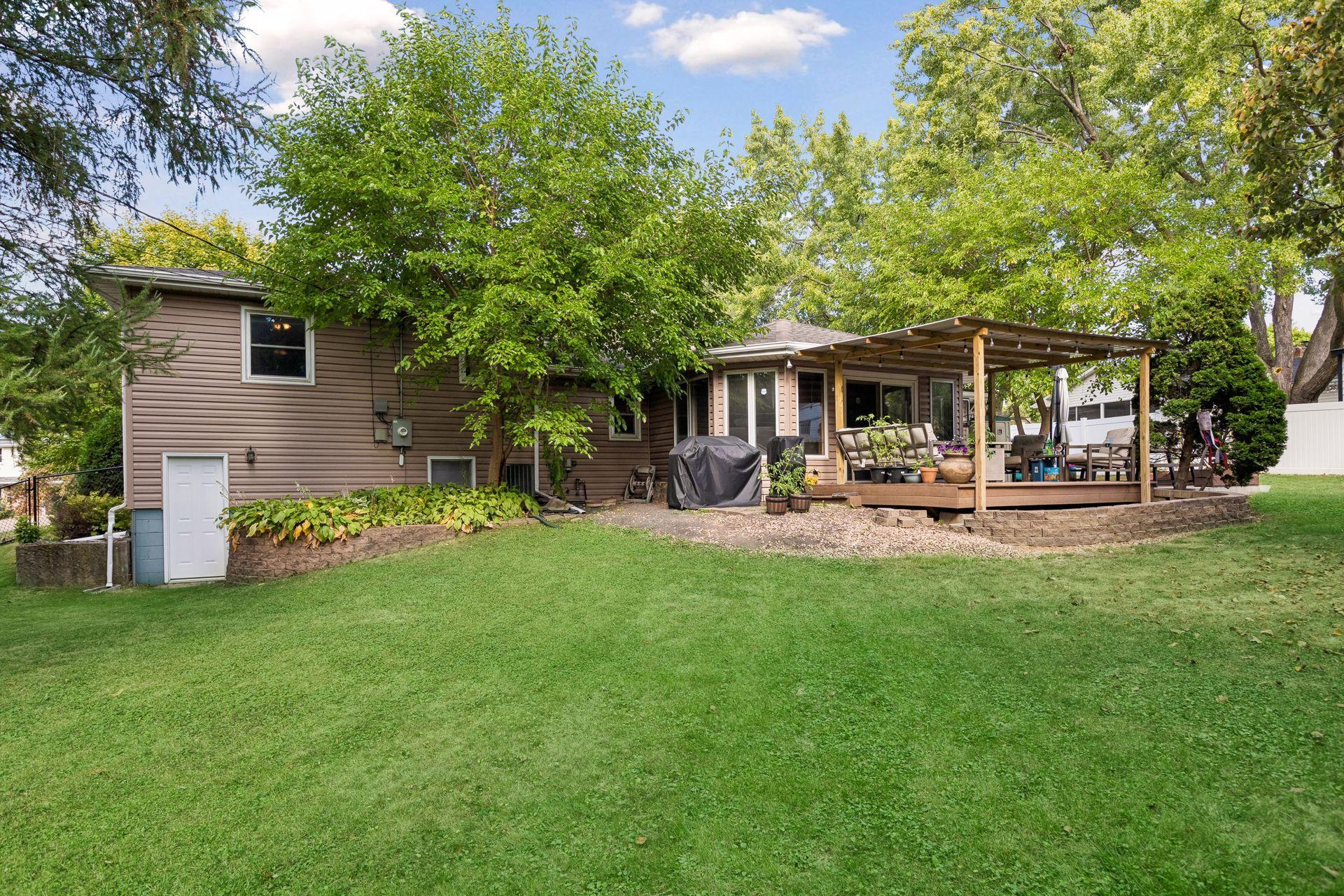 2230 Decatur Avenue North Golden Valley, MN 55427 - Photo 22 of 29 Gallery Image 22