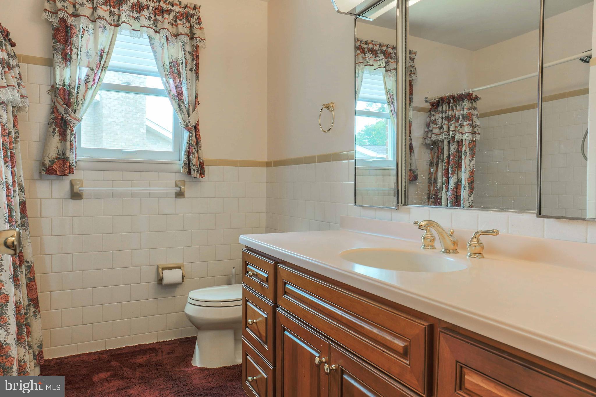 4411 Camellia Road Baltimore, MD 21236 - Photo 16 of 22 Bath