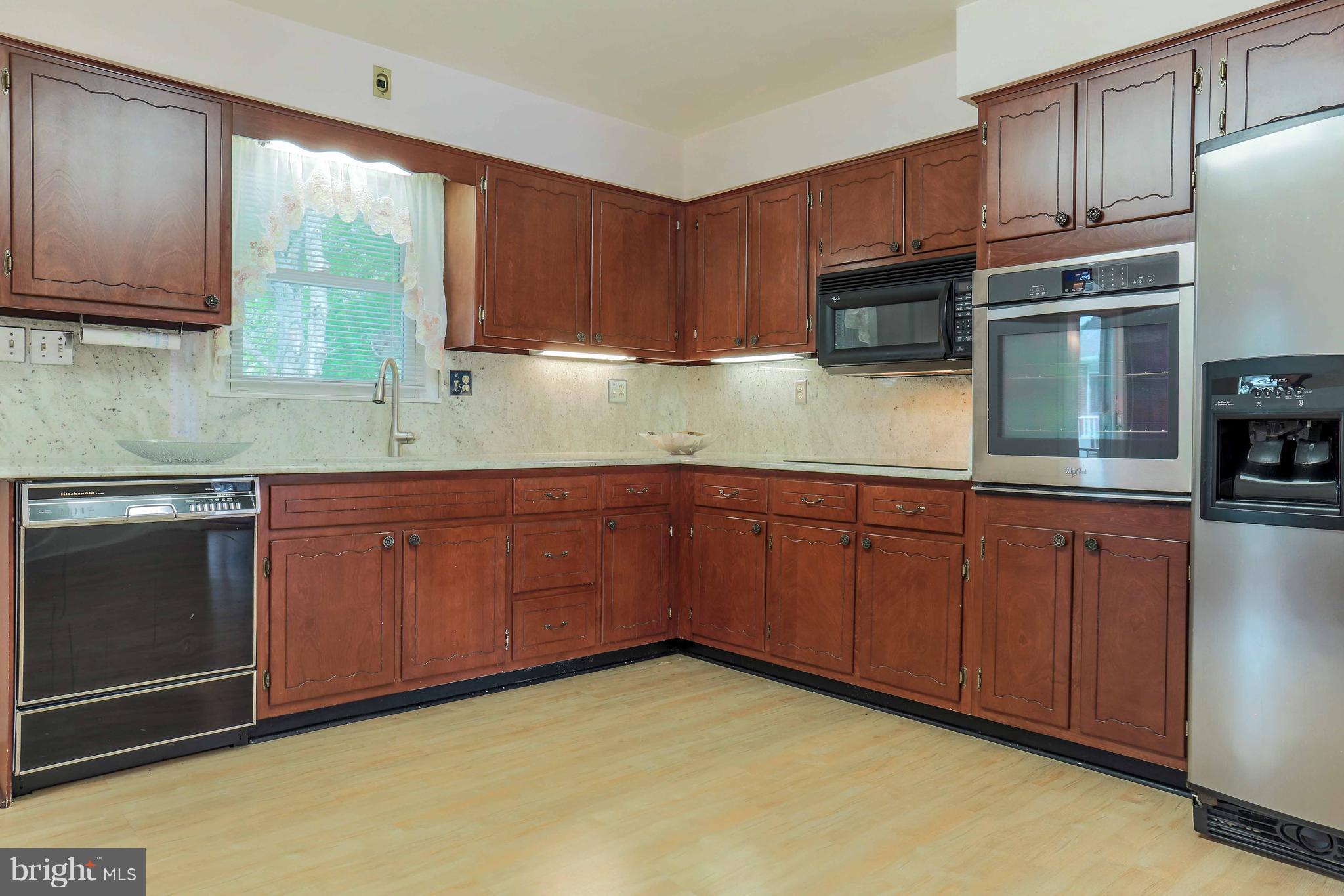4411 Camellia Road Baltimore, MD 21236 - Photo 7 of 22 Kitchen