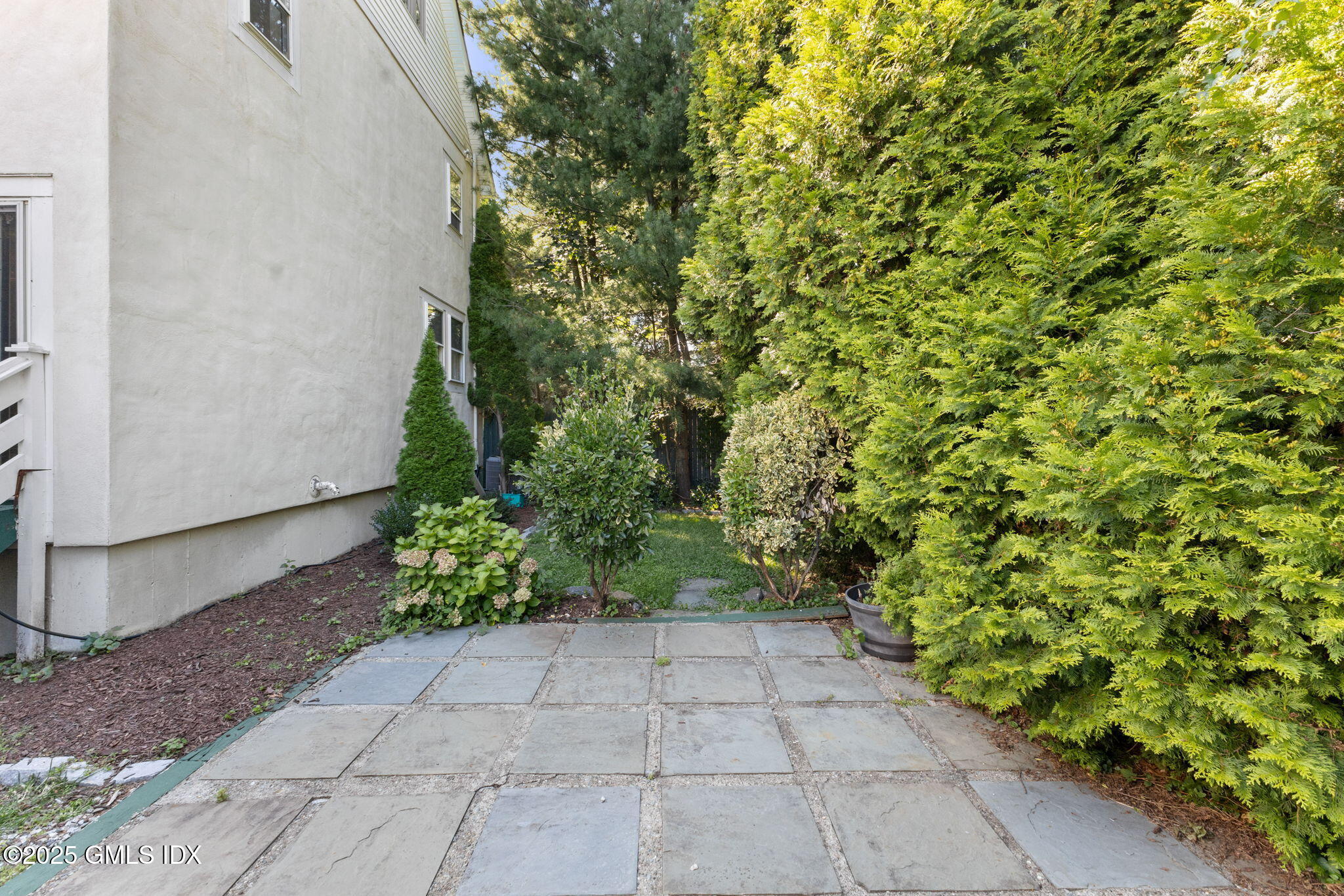 75 Ritch Avenue, Unit A Greenwich, CT 06830 - Photo 18 of 19 29-web-or-mls-75-a-rich-avenue