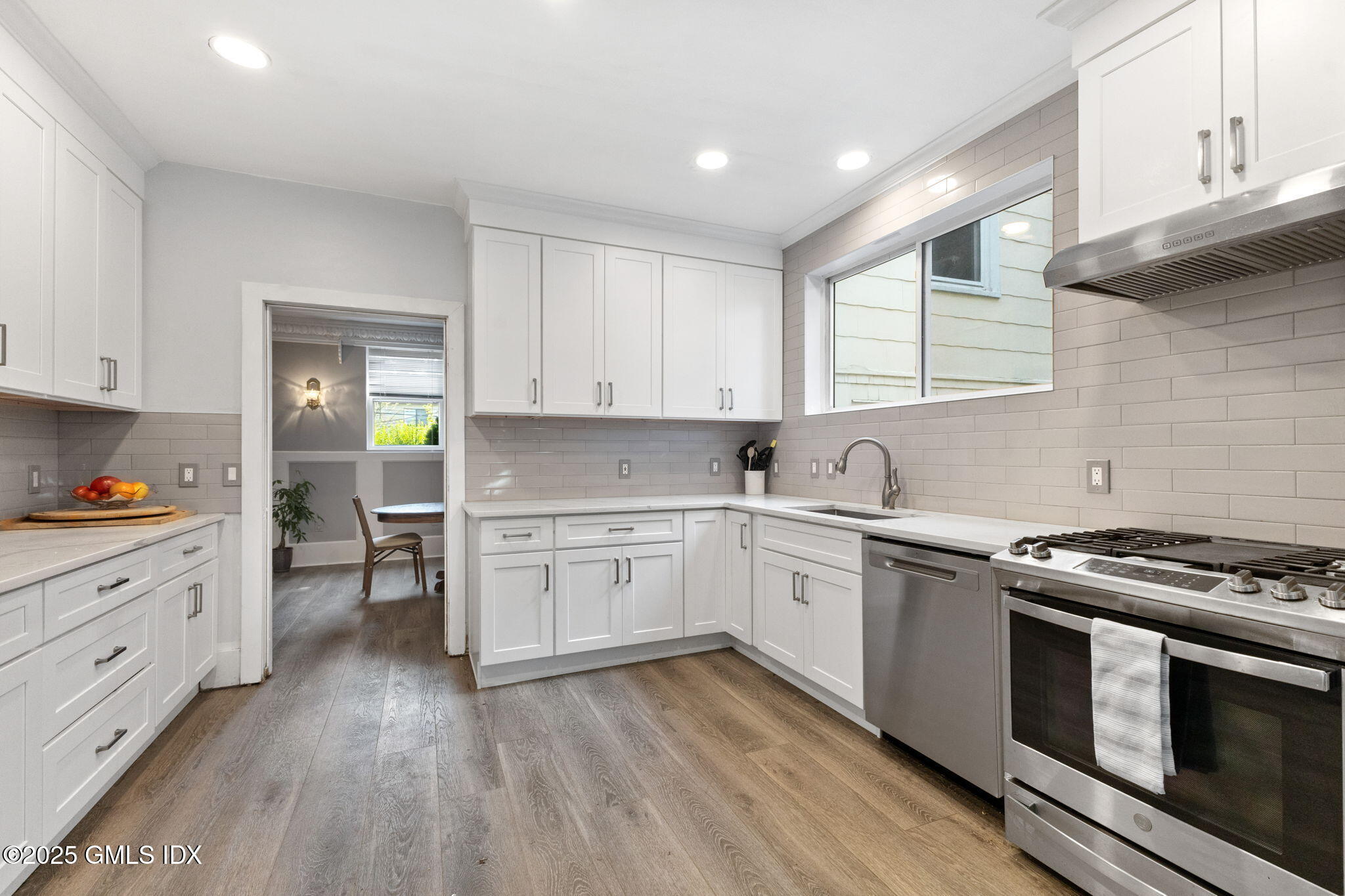 75 Ritch Avenue, Unit A Greenwich, CT 06830 - Photo 5 of 19 13-web-or-mls-75-a-rich-avenue