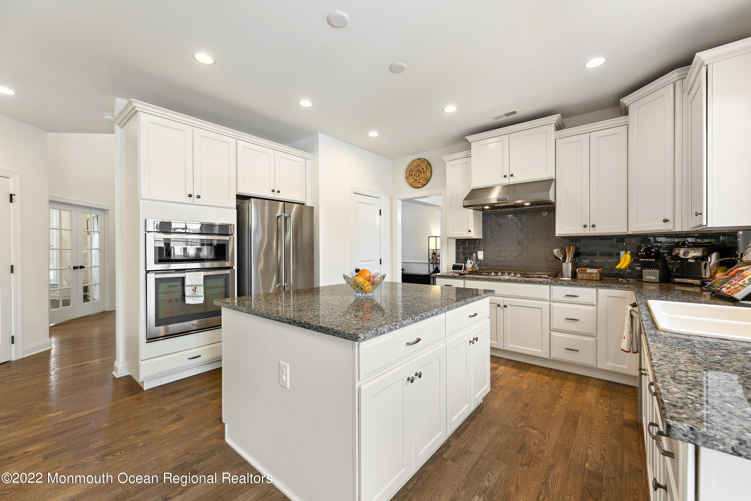 43 Weathervane Circle Cream Ridge, NJ 08514 - Photo 12 of 29 12. Kitchen