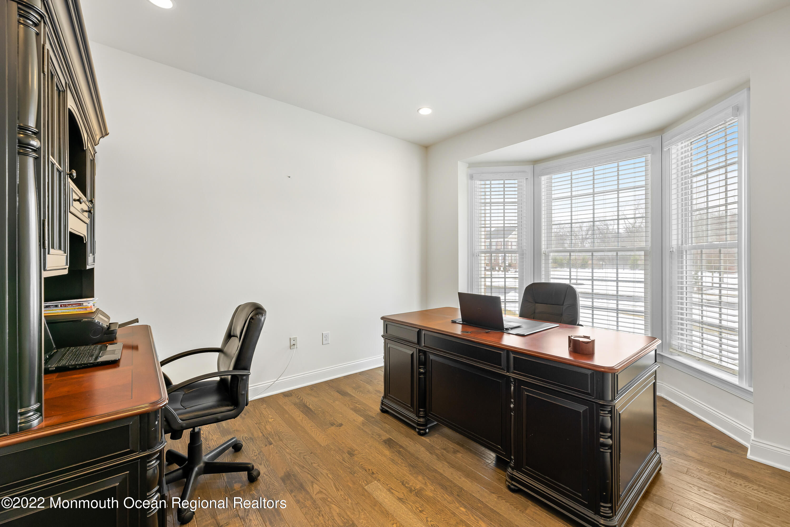 43 Weathervane Circle Cream Ridge, NJ 08514 - Photo 7 of 29 7. Office