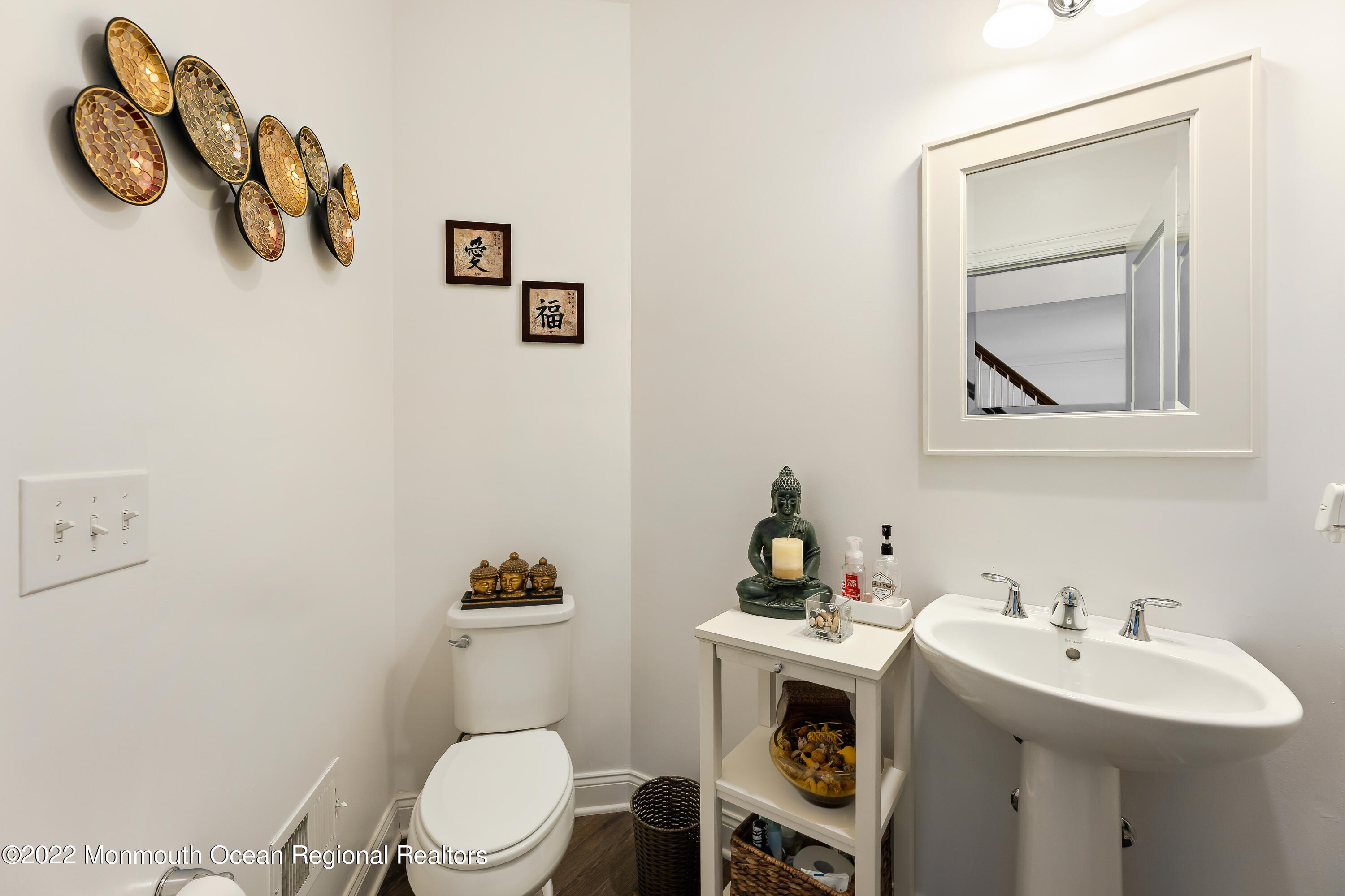 43 Weathervane Circle Cream Ridge, NJ 08514 - Photo 10 of 29 10. Bathroom