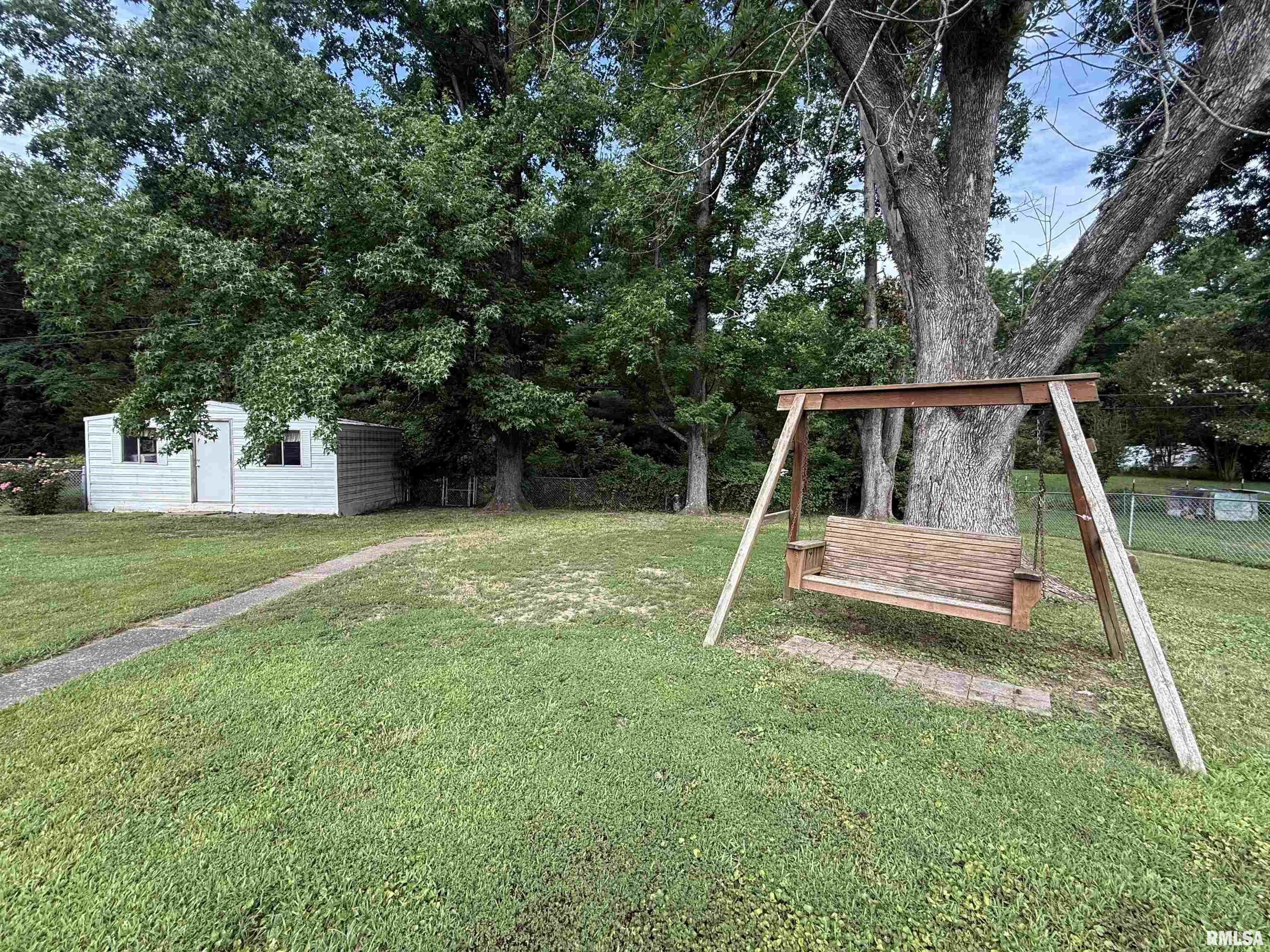 1223 North 16th Street Murphysboro, IL 62966 - Photo 4 of 15