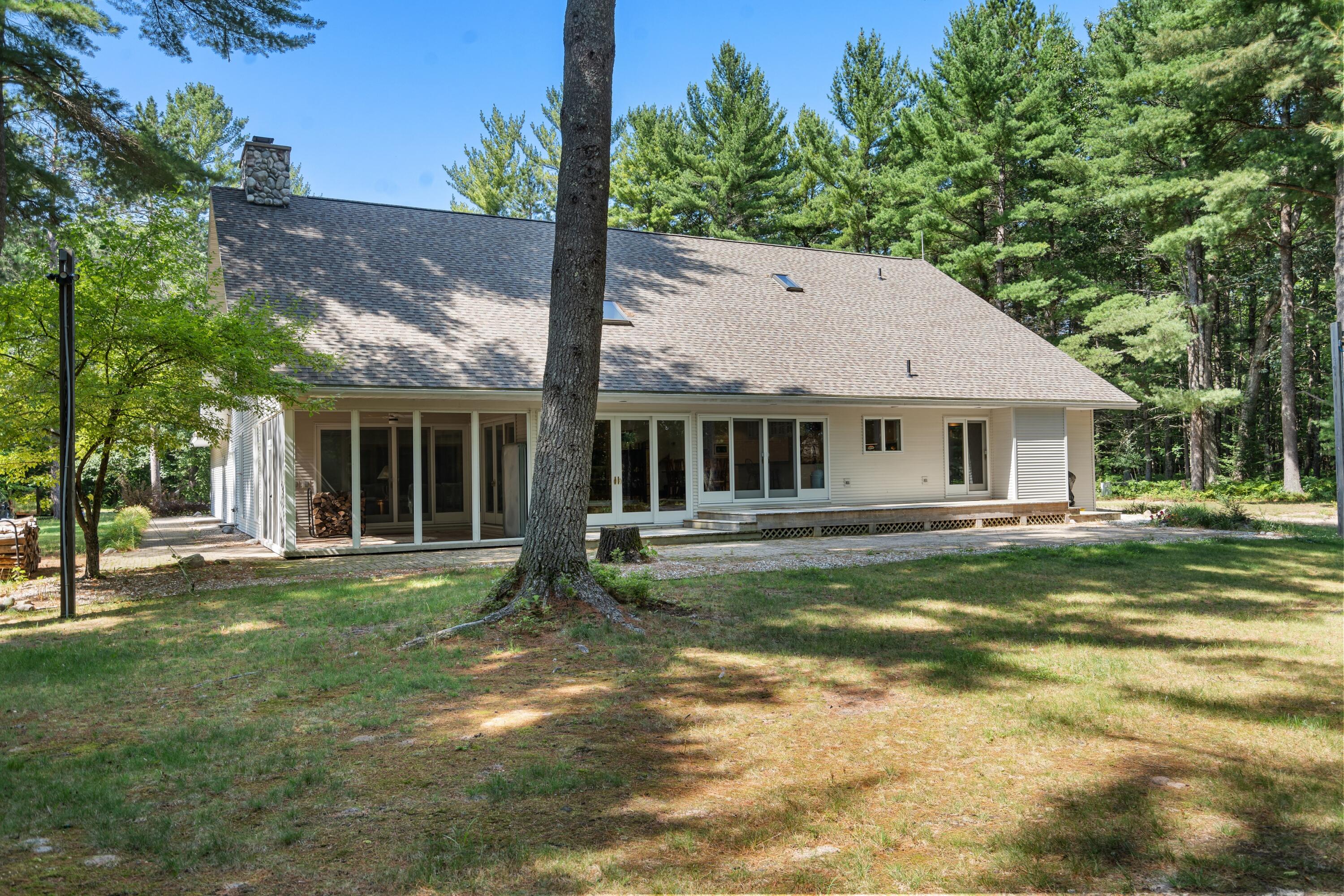 9773 Parke Road Alanson, MI 49706 - Photo 42 of 47 Gallery Image 42