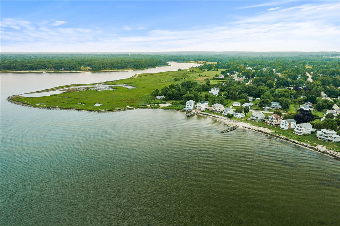 38 Ives Road Warwick, RI 02818 - Photo 9 of 12