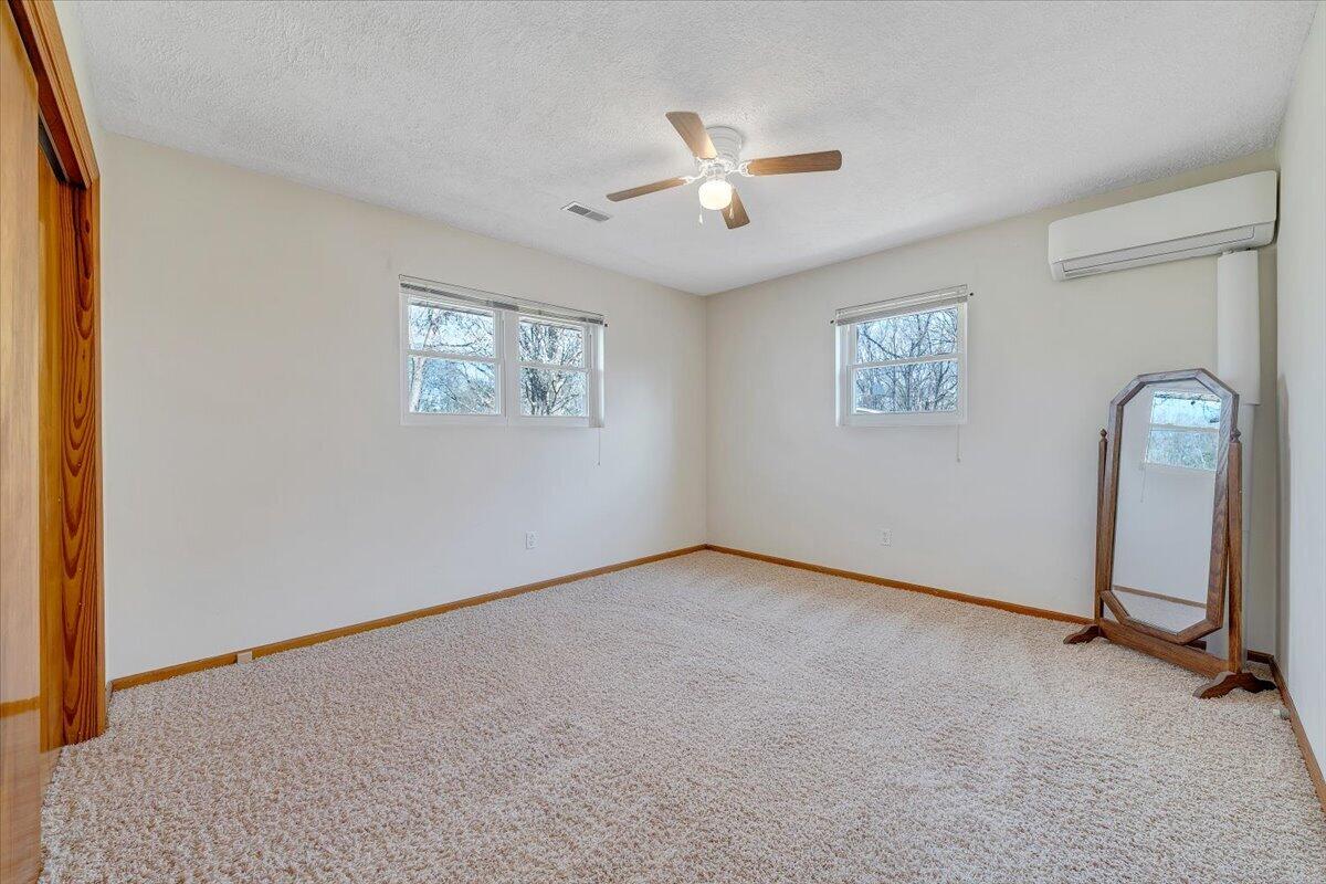 1525 Bandy Mill Road Hardy, VA 24101 - Photo 23 of 45 22-MIB01034