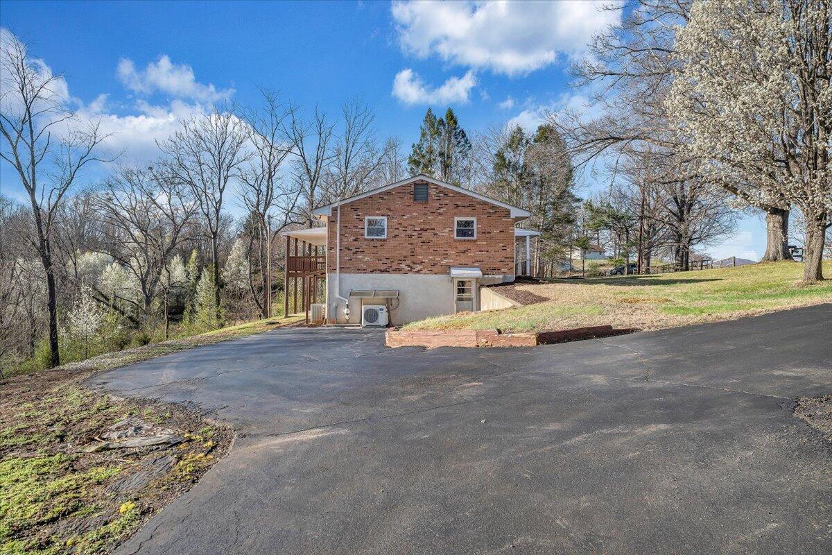 1525 Bandy Mill Road Hardy, VA 24101 - Photo 35 of 45 35-MIB01100