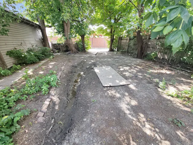 $152,000 | 2641 West 69th Street, Chicago, IL 60629