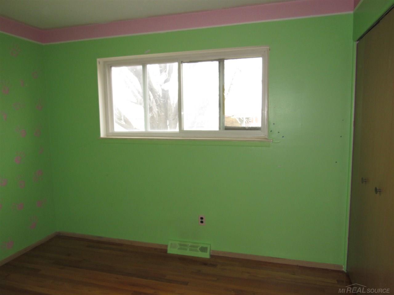 4389 East 12 Mile Road Warren, MI 48092 - Photo 30 of 35