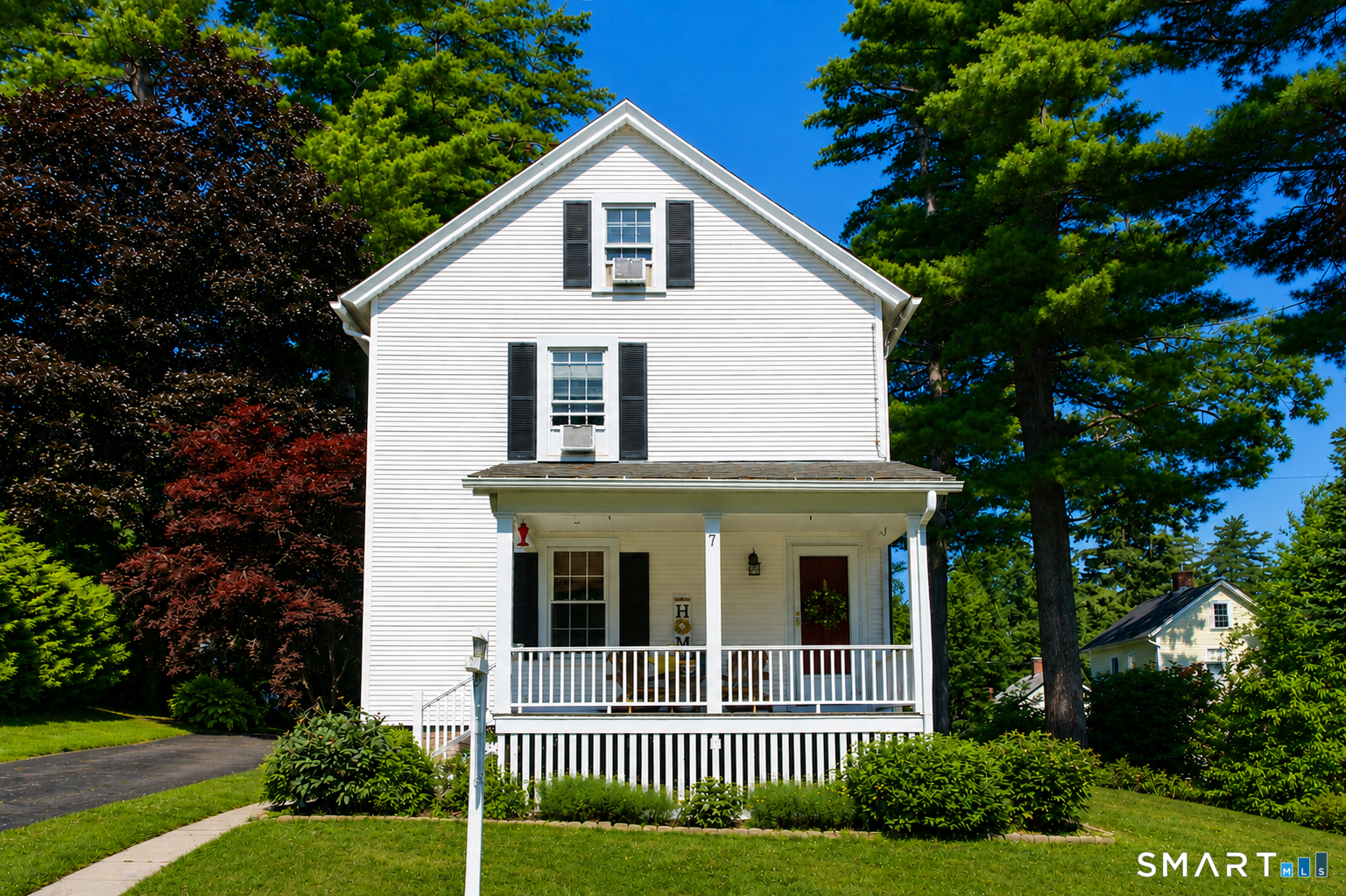 7 Middle Lane Simsbury, CT 06070 - Photo 2 of 27