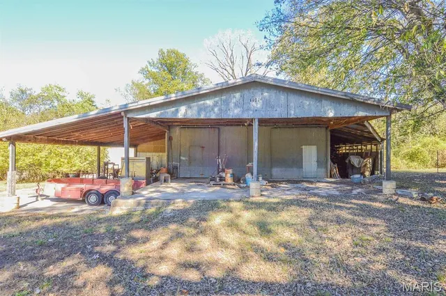 $10,000 | 1101 Liberty Street, Evansville, IL 62242