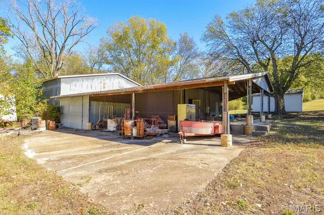 $10,000 | 1101 Liberty Street, Evansville, IL 62242