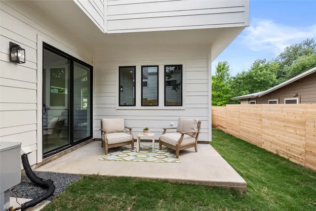 $715,000 | 106 West Croslin Street, Unit 1, Austin, TX 78752