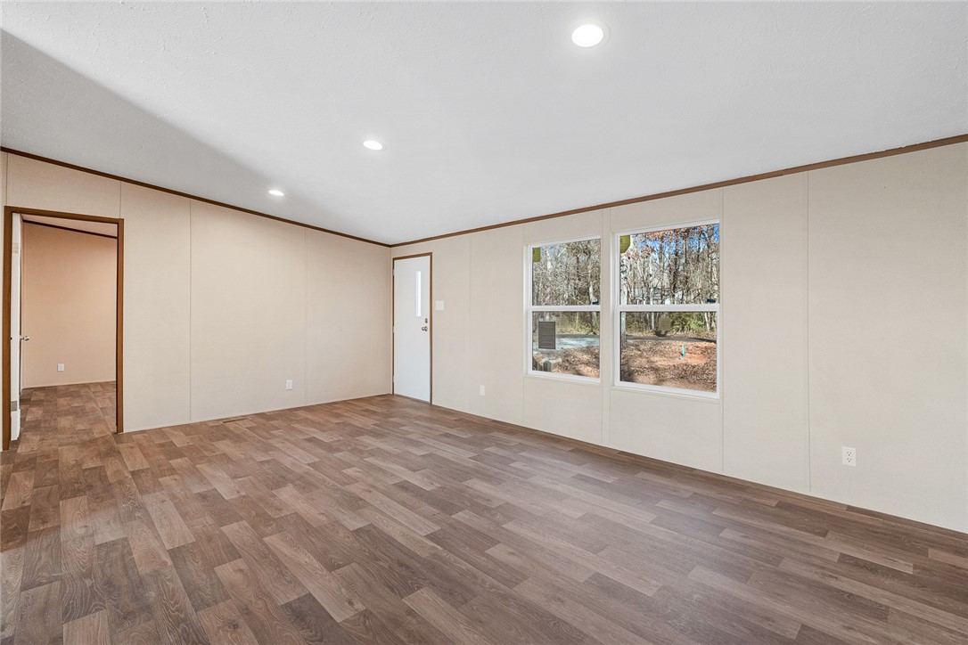 4924 Airline Road Iva, SC 29655 - Photo 6 of 34