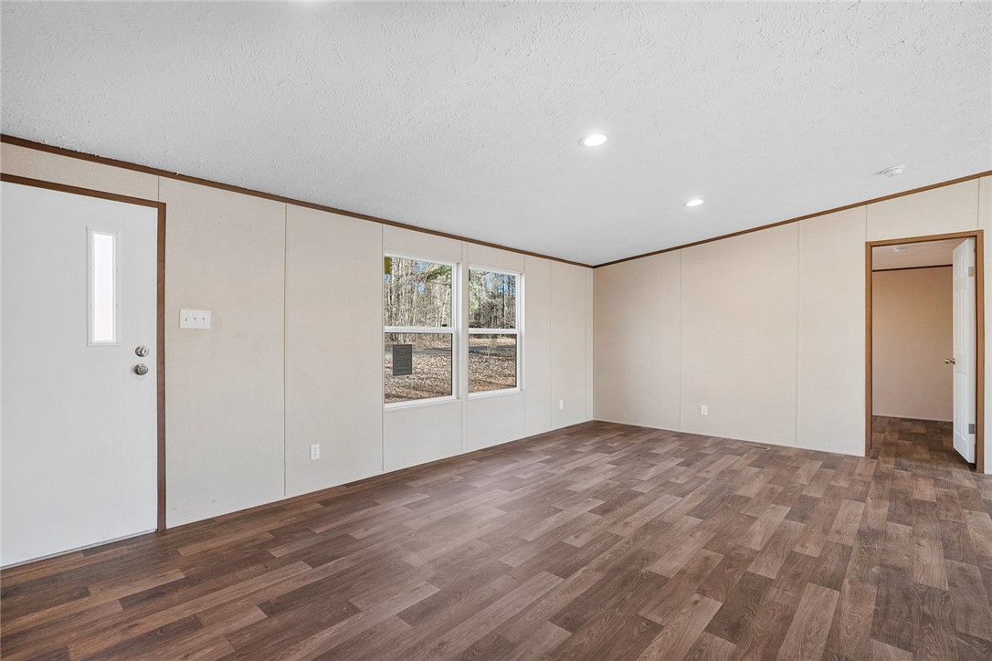 4924 Airline Road Iva, SC 29655 - Photo 7 of 32