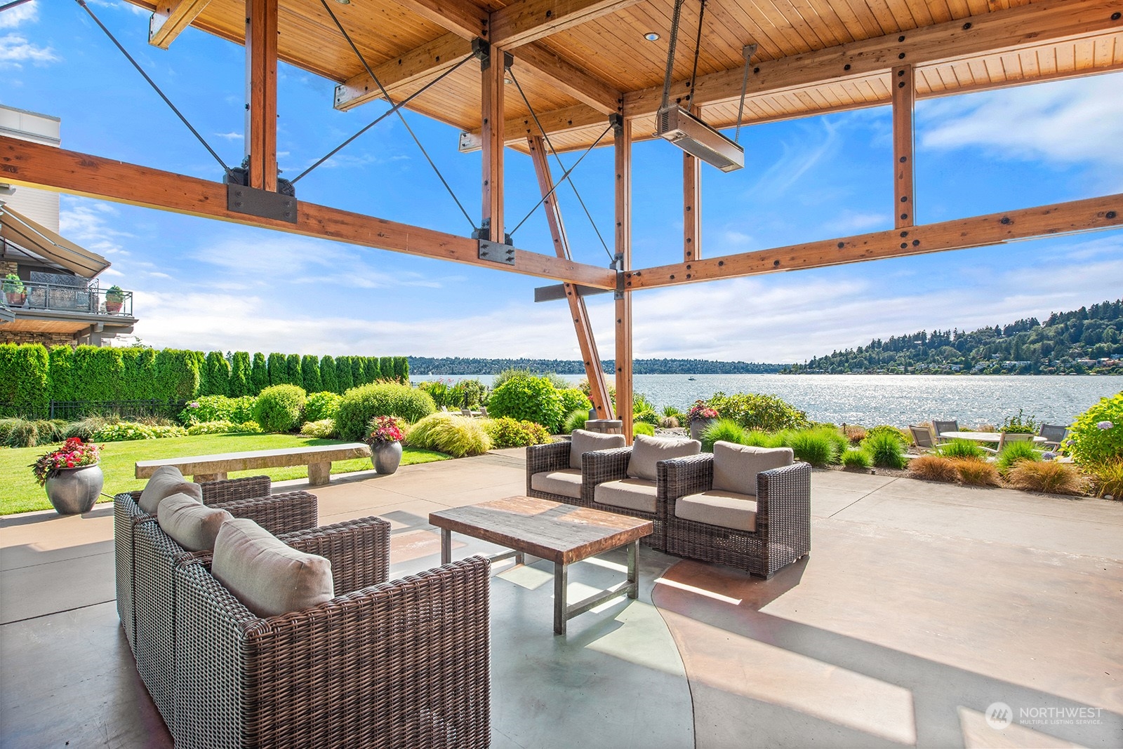 1229 North 42nd Place Renton, WA 98056 - Photo 39 of 40 a outdoor living space with patio furniture