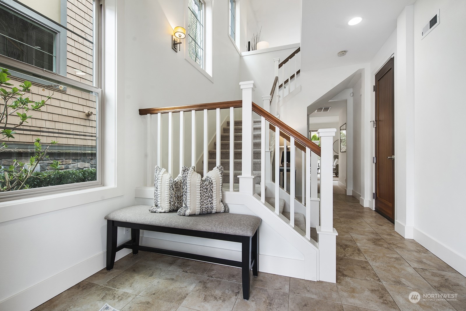 1229 North 42nd Place Renton, WA 98056 - Photo 4 of 40