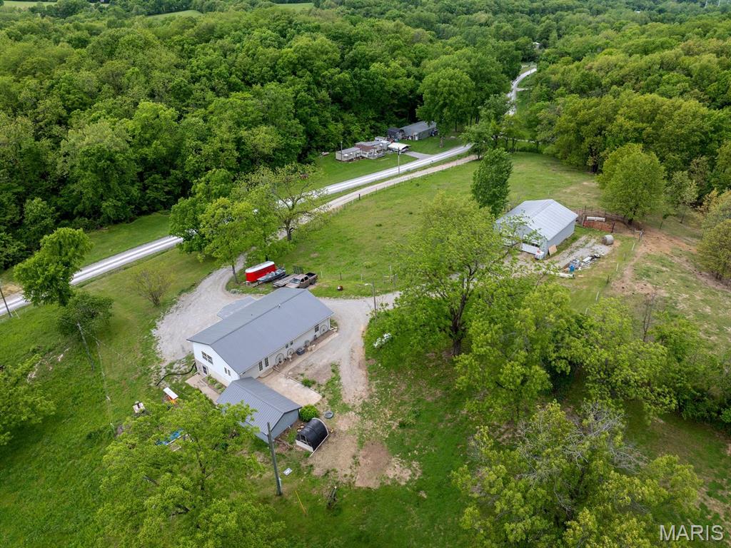 12746 Thorn Berry Road New London, MO 63459 - Photo 3 of 49
