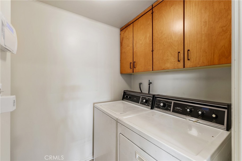 707 Luring Drive Glendale, CA 91206 - Photo 17 of 25 a close view of sink