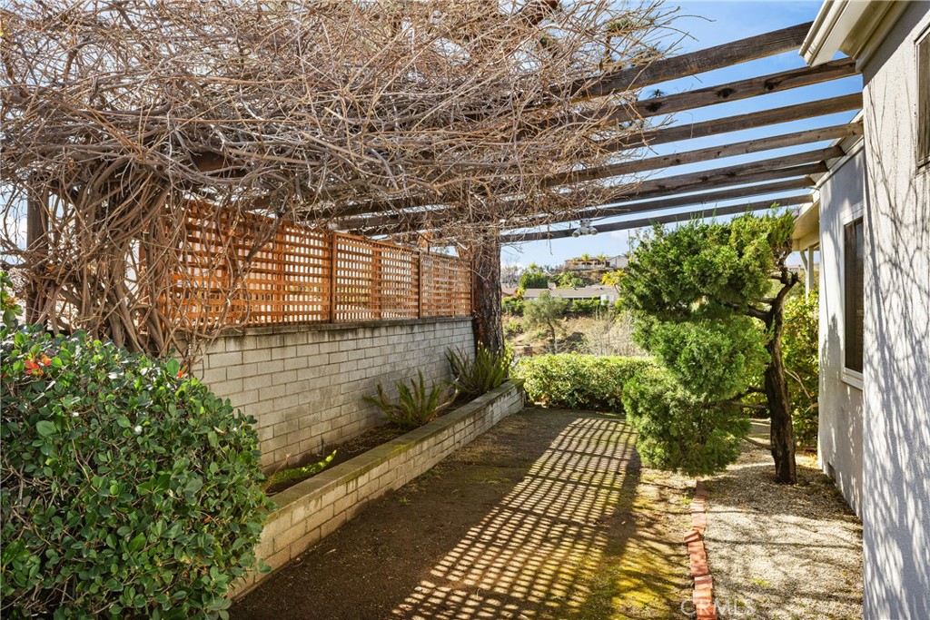 707 Luring Drive Glendale, CA 91206 - Photo 19 of 25 a view of a pathway with a pathway