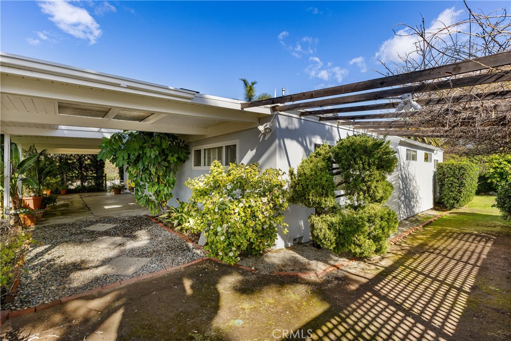 707 Luring Drive Glendale, CA 91206 - Photo 20 of 25 a view of a pathway with an outdoor space