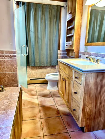 $2,500 | 185 Highway 4, Enfield, NH 03748