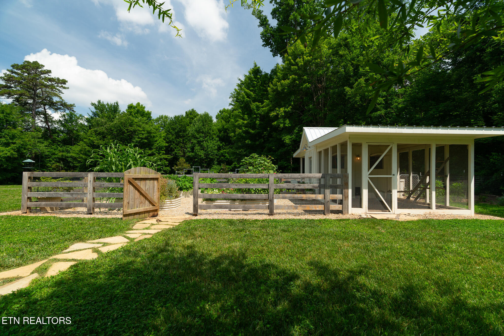 6701 Ridgerock Lane Knoxville, TN 37909 - Photo 49 of 60 untitled-55