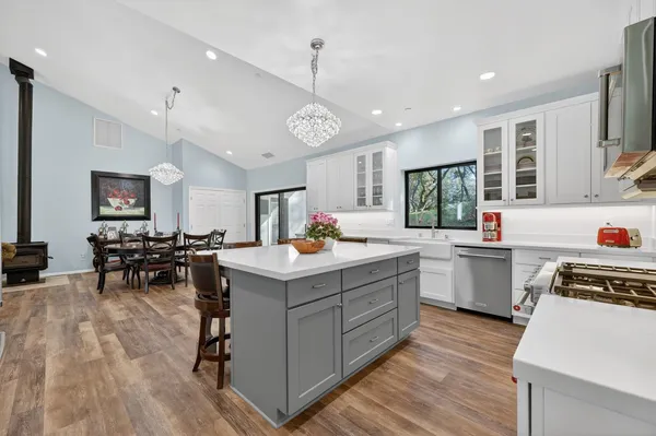 $1,425,000 | 3000 Spring Hill Road, Somerset, CA 95684