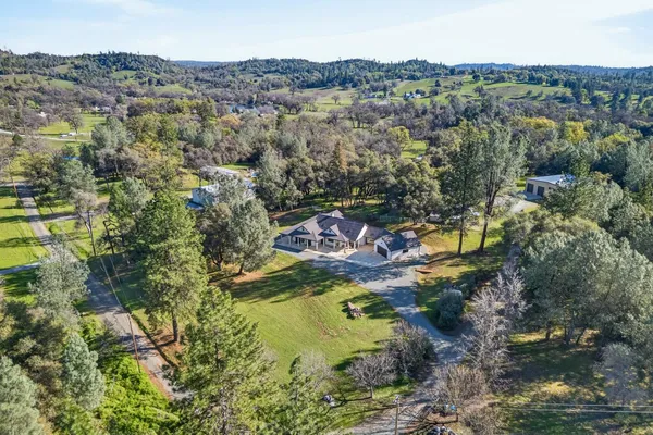 $1,425,000 | 3000 Spring Hill Road, Somerset, CA 95684