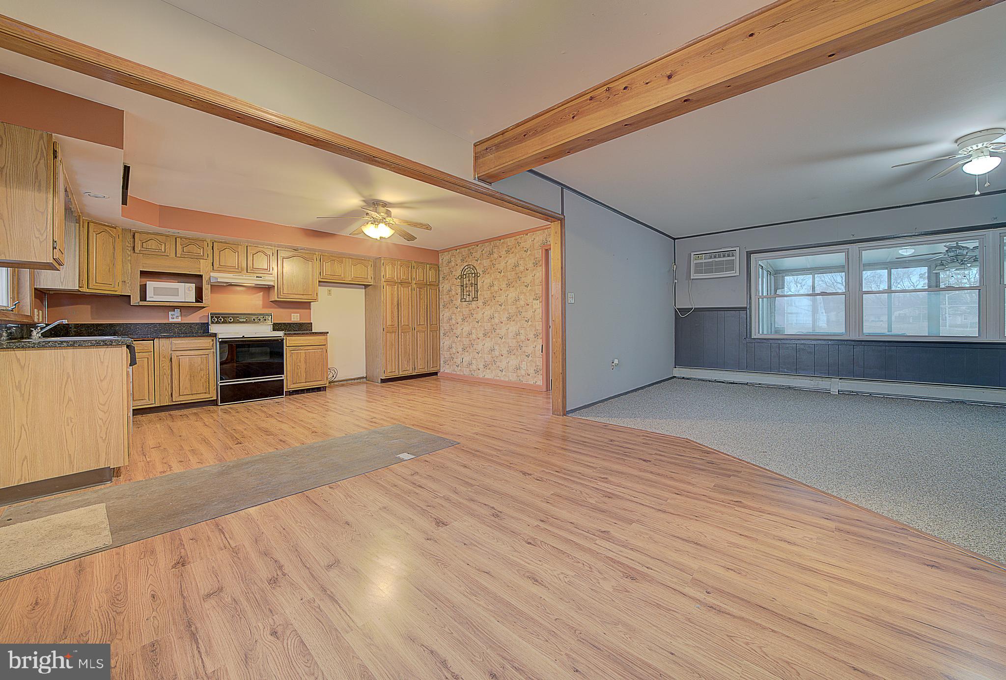 51 Grasspond Road Levittown, PA 19057 - Photo 3 of 22 Dining Area View