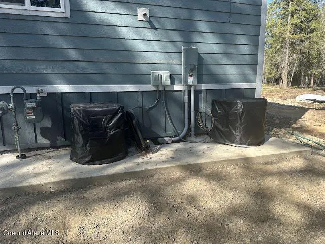 $535,000 | 334 Hardy Loop, Bonners Ferry, ID 83805