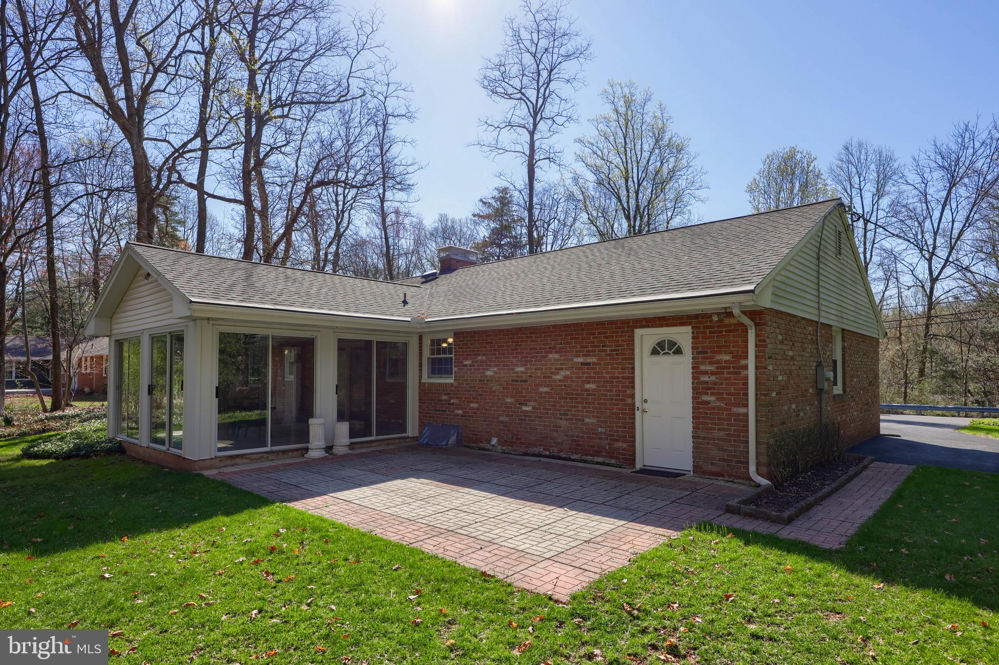 231 Timber Road Lebanon, PA 17042 - Photo 10 of 54 Back entrance to the garage